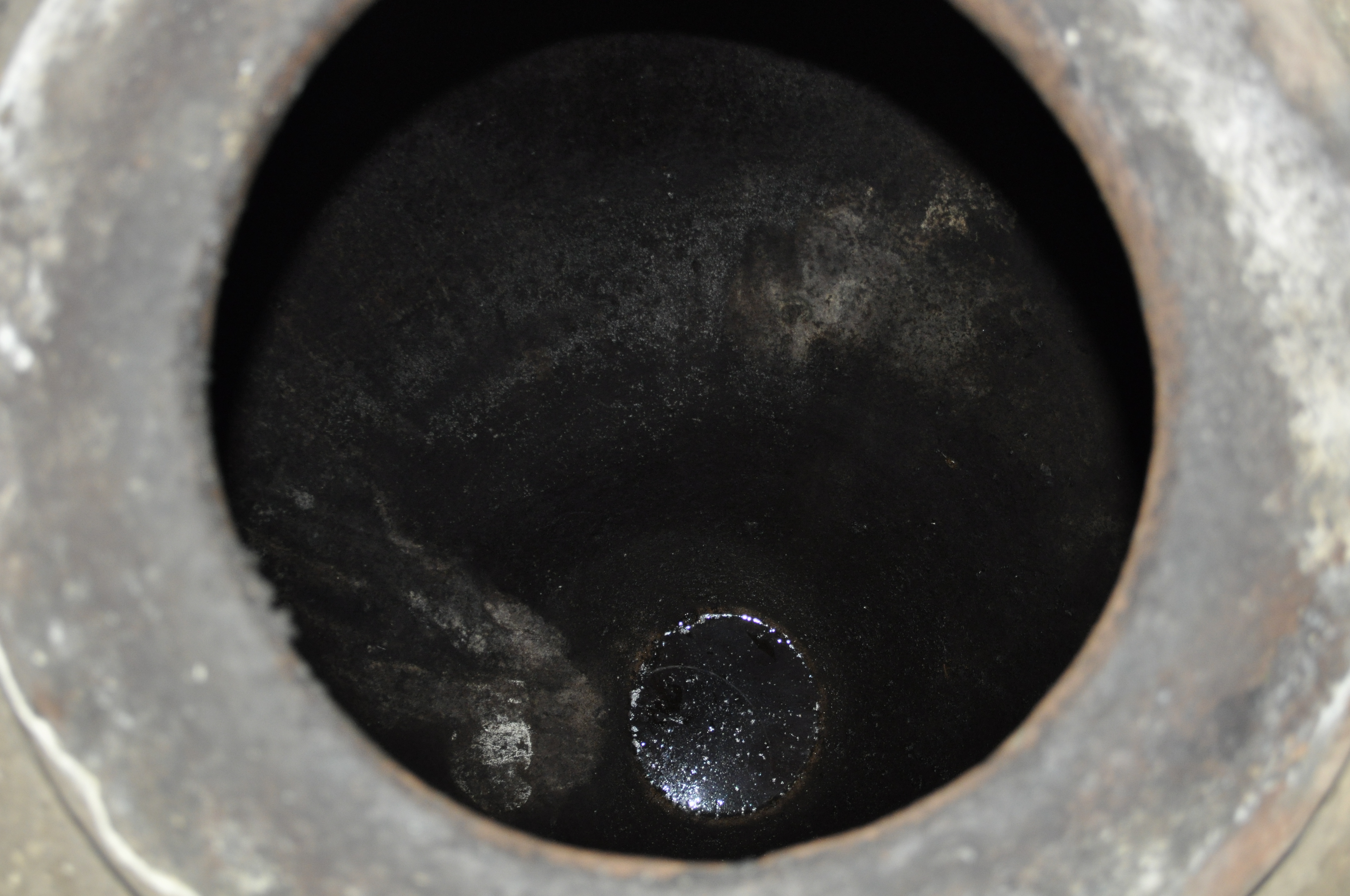 Jar (Kvevri) bottom used for winemaking, cellar (Marani), Kalaouri, Kakhétie region, Georgia, 18th century, October 2015